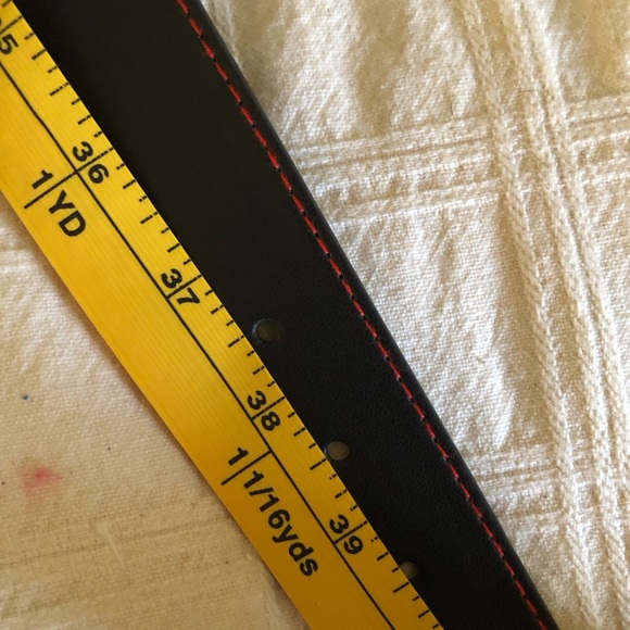 True Religion Black Leather Belt with Red stitching men’s L-XL - Picture 6 of 9